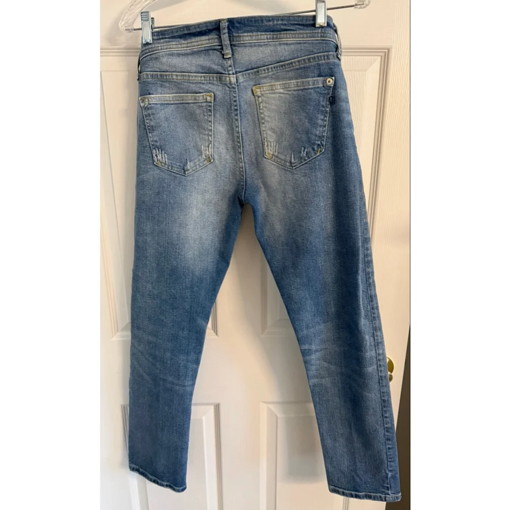 Anthropologie Pilcro denim jeans distressed light blue straight leg size 27